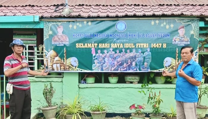 KBNI VI Jaguar Medan Pasang Spanduk Idul Fitri
